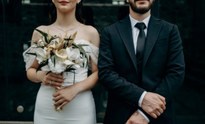 Mirele a fugit după dedicația miresei și câteva pahare: momentul de la nunta de pomină a devenit viral: „Unde e soțul meu?” - VIDEO Mirele a fugit după dedicația miresei și câteva pahare: momentul de la nunta de pomină a devenit viral: „Unde e soțul meu?” - VIDEO