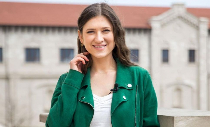 Cine dă tonul în bucătăria online? Top cei mai urmăriți food bloggeri de pe Instagram-ul moldovenesc - FOTO Cine dă tonul în bucătăria online? Top cei mai urmăriți food bloggeri de pe Instagram-ul moldovenesc - FOTO