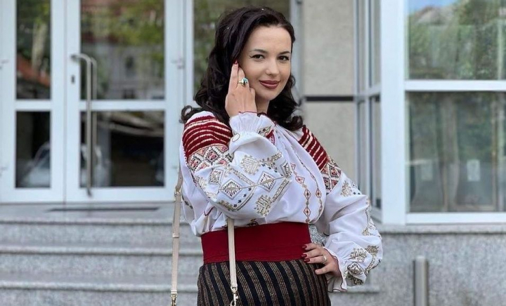 Doina Sulac, în lacrimi la concertul-omagiu dedicat tatălui său, Nicolae Sulac. Vezi momentul emoționant - FOTO/VIDEO Doina Sulac, în lacrimi la concertul-omagiu dedicat tatălui său, Nicolae Sulac. Vezi momentul emoționant - FOTO/VIDEO