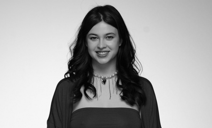 Povestea dincolo de Instagram a Cristinei Vîzîi! Influencerița a recunoscut totul: „Am crescut fără tată, nu-l urmăresc, nu-l cunosc” - VIDEO Povestea dincolo de Instagram a Cristinei Vîzîi! Influencerița a recunoscut totul: „Am crescut fără tată, nu-l urmăresc, nu-l cunosc” - VIDEO