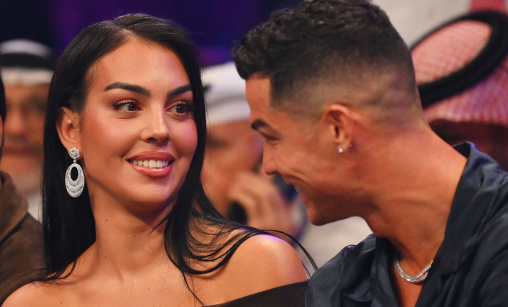 Noi detalii despre nunta dintre Cristiano Ronaldo și Georgina Rodriguez. Când și unde ar putea avea loc marele eveniment Noi detalii despre nunta dintre Cristiano Ronaldo și Georgina Rodriguez. Când și unde ar putea avea loc marele eveniment