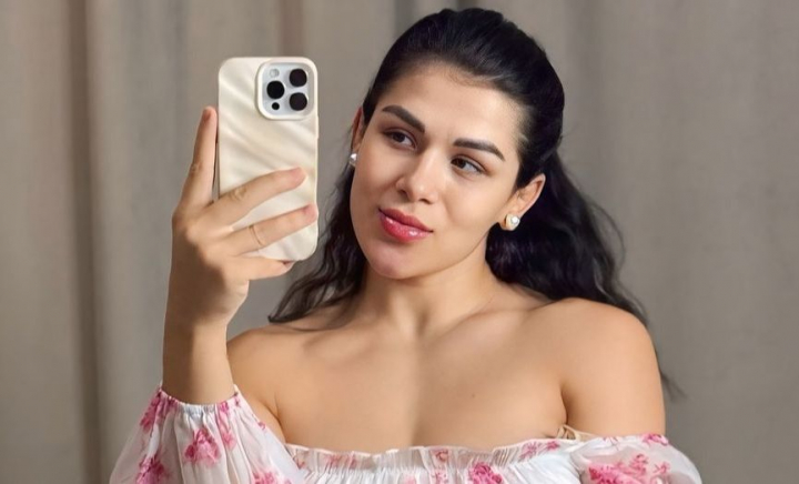 La doar o săptămână după naștere, Anastasia Nichita a revenit aproape complet la greutatea de dinaintea sarcinii: „Mai am doar 3 kilograme” - FOTO La doar o săptămână după naștere, Anastasia Nichita a revenit aproape complet la greutatea de dinaintea sarcinii: „Mai am doar 3 kilograme” - FOTO