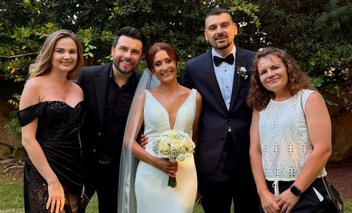 Nuntă în familia jurnalistului Dorin Galben! Invitați din mai multe țări au dansat pe muzică moldovenească în Tenerife - FOTO/VIDEO
Nuntă în familia jurnalistului Dorin Galben! Invitați din mai multe țări au dansat pe muzică moldovenească în Tenerife - FOTO/VIDEO