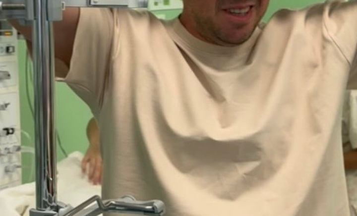 Reacția unui tată la nașterea copilului său devine virală: „Respect! Încă un bărbat care nu va spune niciodată că nașterea este floare la ureche” - FOTO Reacția unui tată la nașterea copilului său devine virală: „Respect! Încă un bărbat care nu va spune niciodată că nașterea este floare la ureche” - FOTO