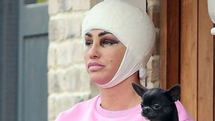 După ce a fost diagnosticată cu cancer, celebra vedetă trece printr-un alt moment de cumpănă. A descoperit un nodul pe deget: „Se vede un fel de groapă...” După ce a fost diagnosticată cu cancer, celebra vedetă trece printr-un alt moment de cumpănă. A descoperit un nodul pe deget: „Se vede un fel de groapă...”