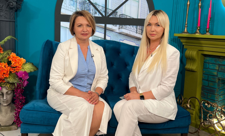 Veronica și Irina Vîrlan au deschis cel mai mare showroom de mobilă din Chișinău! Iată ce surprize și servicii exclusive îi așteaptă pe vizitatori - VIDEO
Veronica și Irina Vîrlan au deschis cel mai mare showroom de mobilă din Chișinău! Iată ce surprize și servicii exclusive îi așteaptă pe vizitatori - VIDEO