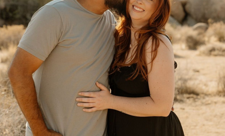 O creatoare de conținut s-a căsătorit cu un bărbat mai mare decât ea cu 17 ani, iar acum divorțează: „Nu mi-am imaginat asta”
O creatoare de conținut s-a căsătorit cu un bărbat mai mare decât ea cu 17 ani, iar acum divorțează: „Nu mi-am imaginat asta”