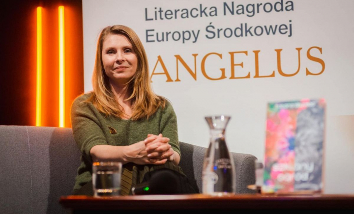 Tatiana Țîbuleac a învățat să trăiască succesul modest! Află dacă a scris sau nu ultimul roman sub presiunea publicului, dar și de ce este absentă pe rețelele de socializare - VIDEO