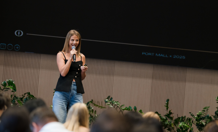 FENOMENUL PORT MALL ÎN SCENA CONFERINȚEI LOVEMARK FENOMENUL PORT MALL ÎN SCENA CONFERINȚEI LOVEMARK