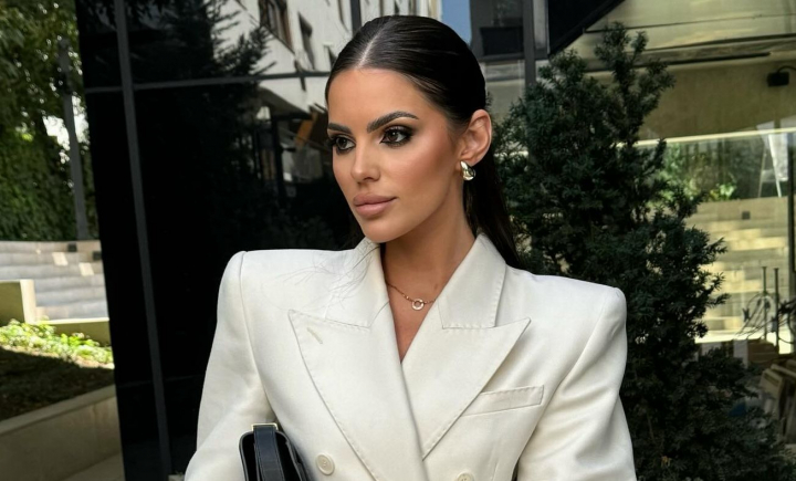 Diana Brescan - schimbare radicală! Ce a determinat-o pe artistă să slăbească atât de mult - VIDEO Diana Brescan - schimbare radicală! Ce a determinat-o pe artistă să slăbească atât de mult - VIDEO