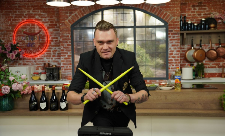 Petru Moiseev a dat totul din casă! Potap și Nastya Kamenskikh au colaborat cu Orchestra „Lăutarii”: „Toată producția este făcută la Chișinău. A fost și...” - VIDEO