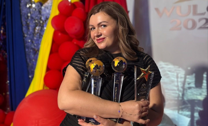 Triplă performanță pentru Inesa Ceban! Specialista în micropigmentare a obținut trei trofee la prestigiosul WULOP 2025 - VIDEO
