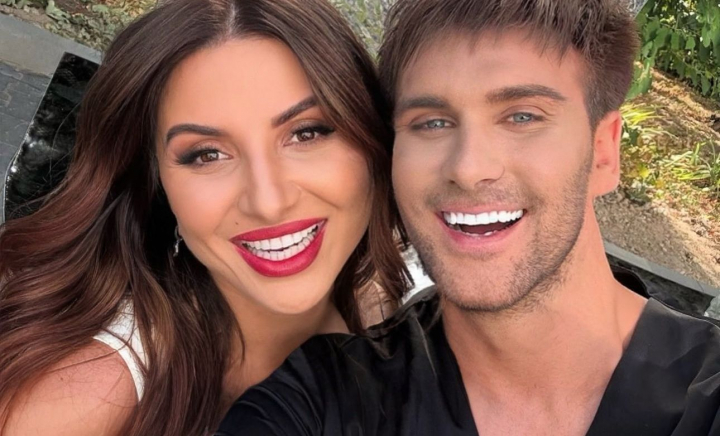 Svetlana Sainsus l-a motivat pe Ionel Istrati să spună adevărul. Iată de ce interpretul nu acordă niciodată interviuri televizate și nu participă la evenimente mondene - FOTO/VIDEO Svetlana Sainsus l-a motivat pe Ionel Istrati să spună adevărul. Iată de ce interpretul nu acordă niciodată interviuri televizate și nu participă la evenimente mondene - FOTO/VIDEO