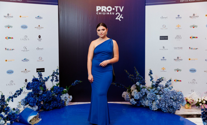 Antoniuc Cristina Beauty Salon - partener al celui mai recent eveniment marca Pro TV! Prezența lor elegantă a fost completată de cabina foto pusă la dispoziție - FOTO Antoniuc Cristina Beauty Salon - partener al celui mai recent eveniment marca Pro TV! Prezența lor elegantă a fost completată de cabina foto pusă la dispoziție - FOTO