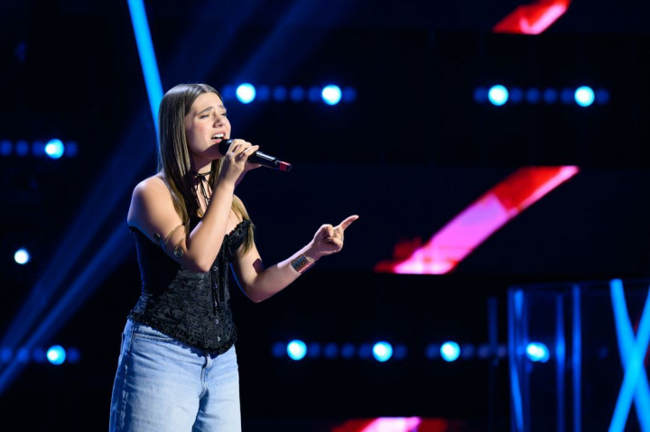 Legătura surprinzătoare dintre Ilinca Platon și Irina Rimes! Ce mesaj a avut antrenoarea de la Vocea României pentru moldoveanca care n-a reușit să întoarcă niciun scaun - VIDEO Legătura surprinzătoare dintre Ilinca Platon și Irina Rimes! Ce mesaj a avut antrenoarea de la Vocea României pentru moldoveanca care n-a reușit să întoarcă niciun scaun - VIDEO