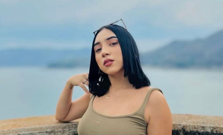 O prezentatoare TV, în vârstă de doar 21 de ani, a fost găsită fără viață în propria locuință. Care a fost ultima postare a acesteia: „Mă pregătesc” O prezentatoare TV, în vârstă de doar 21 de ani, a fost găsită fără viață în propria locuință. Care a fost ultima postare a acesteia: „Mă pregătesc”