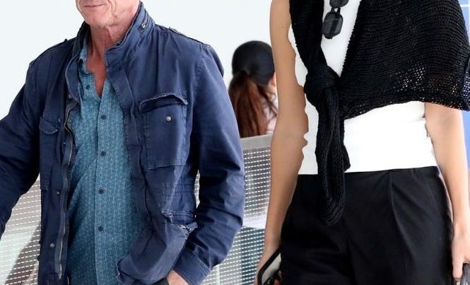 Au fost prinși în fapt, în timp ce se sărutau pasional. Moldoveanca care i-a pus capac este mai tânără decât fiica lui și nu-și poate lua mâinile de pe ea nici pe stradă. Cum au fost fotografiați de paparazzii - FOTO Au fost prinși în fapt, în timp ce se sărutau pasional. Moldoveanca care i-a pus capac este mai tânără decât fiica lui și nu-și poate lua mâinile de pe ea nici pe stradă. Cum au fost fotografiați de paparazzii - FOTO