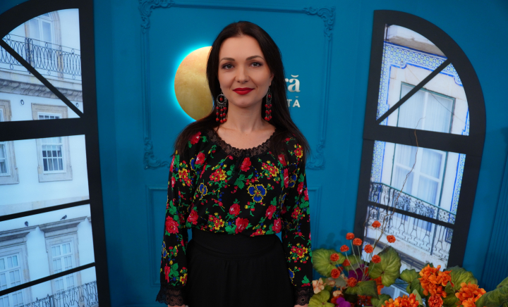 Nicoleta Sava a dat totul din casă! Iată la ce întrebare s-a săturat să mai răspundă interpreta, dar și care este lucrul ce nu l-ar face niciodată - VIDEO Nicoleta Sava a dat totul din casă! Iată la ce întrebare s-a săturat să mai răspundă interpreta, dar și care este lucrul ce nu l-ar face niciodată - VIDEO