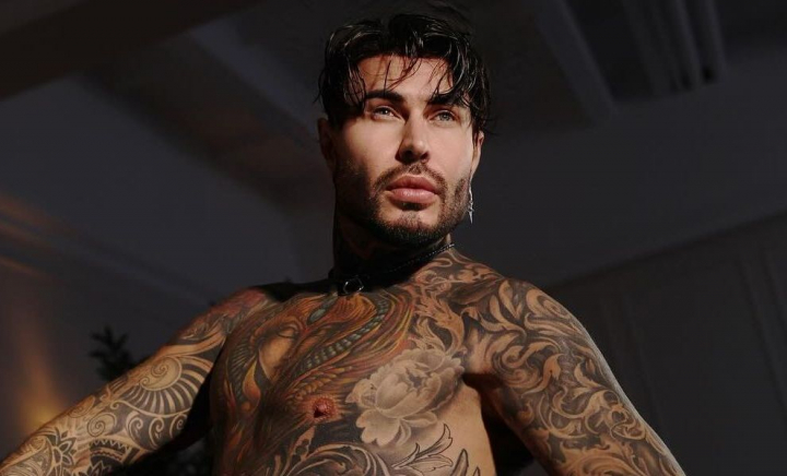 Soția a fost principala lui sursă de inspirație, însă acum, după divorț, își crește singur fiul. Povestea neștiută a lui Victor Tvorcesky, unul dintre cei mai populari hairstyliști din Moldova - VIDEO Soția a fost principala lui sursă de inspirație, însă acum, după divorț, își crește singur fiul. Povestea neștiută a lui Victor Tvorcesky, unul dintre cei mai populari hairstyliști din Moldova - VIDEO