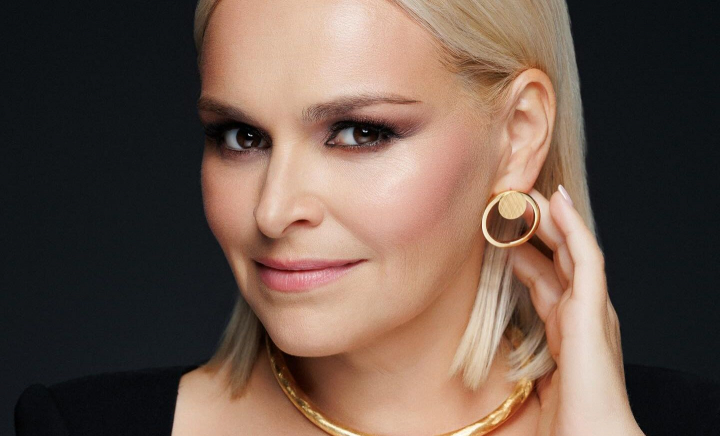 Un concert la care fiecare își va dori să ajungă! Cristinei Scarlat i-a reușit să-l convingă pe un interpret cu renume să fie invitatul special al spectacolului „Carena” - VIDEO Un concert la care fiecare își va dori să ajungă! Cristinei Scarlat i-a reușit să-l convingă pe un interpret cu renume să fie invitatul special al spectacolului „Carena” - VIDEO