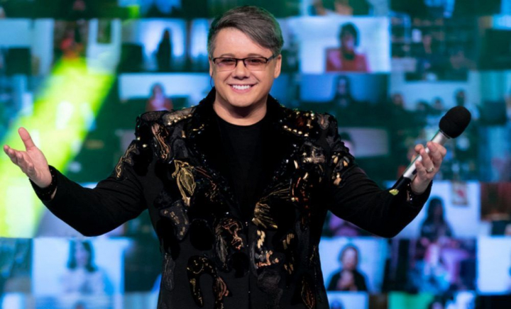 Fuego revine la Chișinău cu două zile de concert. Cine vor fi invitații speciali, dar și cum decurg pregătirile pentru eveniment - VIDEO
Fuego revine la Chișinău cu două zile de concert. Cine vor fi invitații speciali, dar și cum decurg pregătirile pentru eveniment - VIDEO