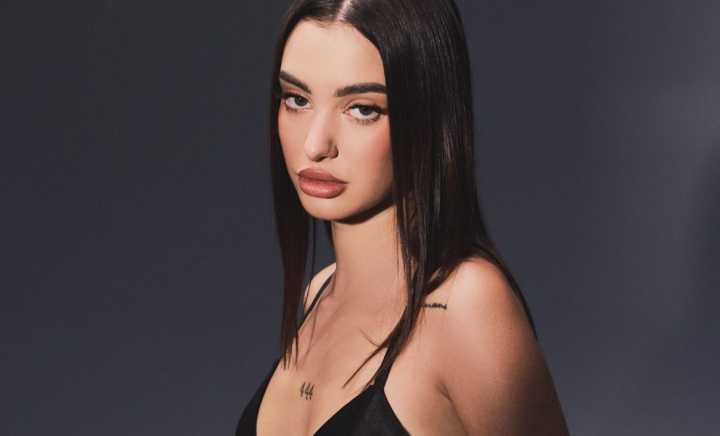 Olga Verbițchi își vinde Lexus-ul! Iată cât cere interpreta pentru mașină - FOTO Olga Verbițchi își vinde Lexus-ul! Iată cât cere interpreta pentru mașină - FOTO