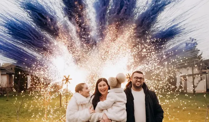 Familia Mariei Crețu Familia Mariei Crețu