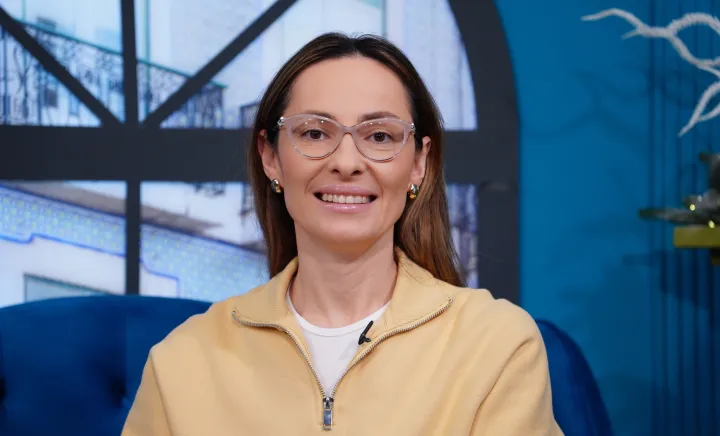 Corina Leonte Corina Leonte