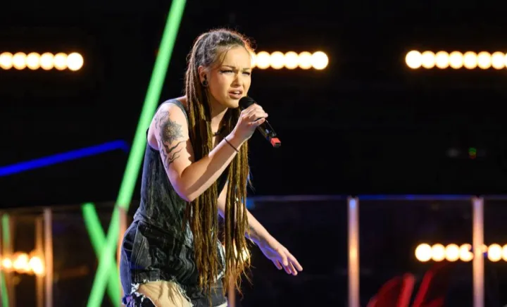 Andreea Dobre Andreea Dobre