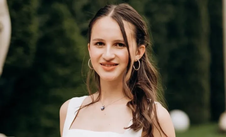 Lavinia Crețu Lavinia Crețu