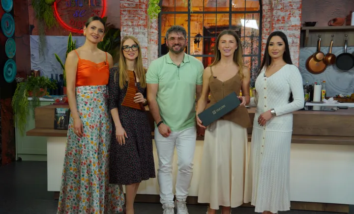 Invitații și prezentatorii emisiunii „Gusturile se discută”