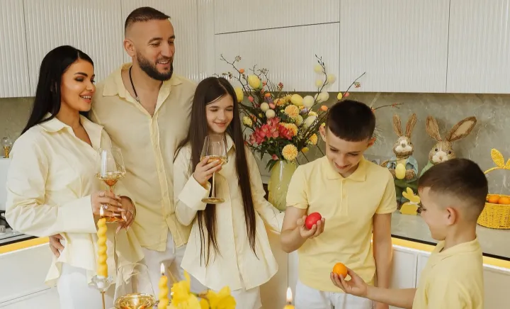 Tradiție și eleganță! Cum au arătat mesele de Paște ale persoanelor ...