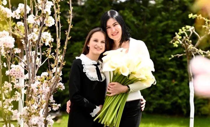 Maria și Lavinia Crețu Maria și Lavinia Crețu
