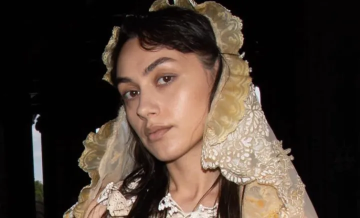Elena Karafizi Elena Karafizi