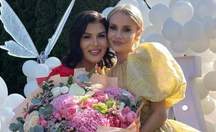 Anastasia Nichita și Valeria Canțîr Anastasia Nichita și Valeria Canțîr