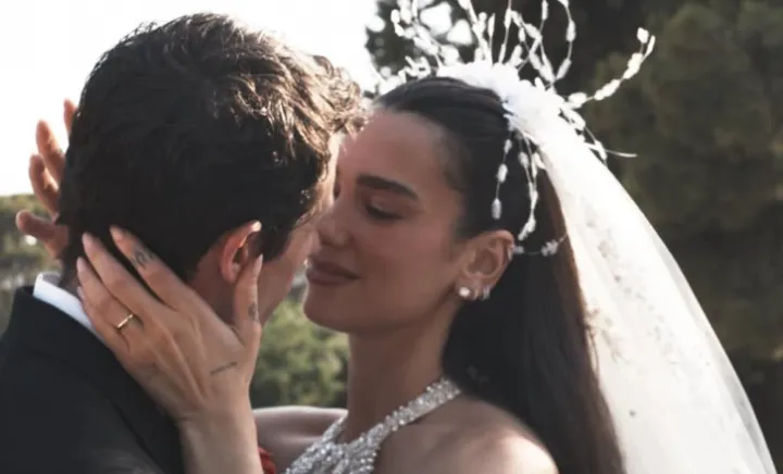 Dua Lipa și Callum Turner