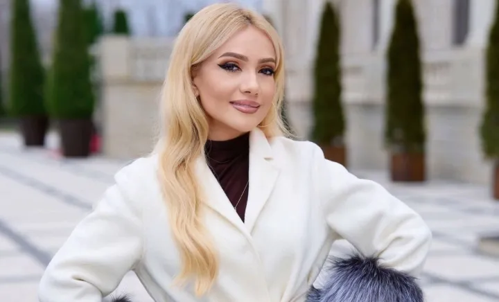 Adriana Ochișanu
