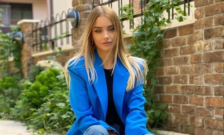 Nutriționista Carolina Costin Nutriționista Carolina Costin