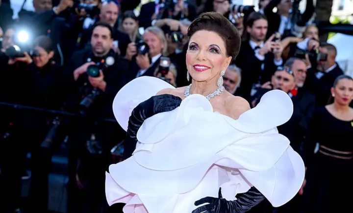Joan Collins Joan Collins