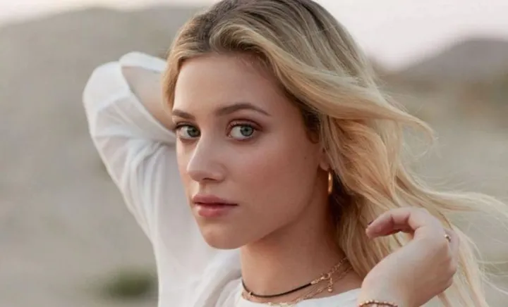 Lili Reinhart