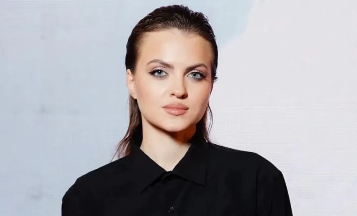 Alina Càràuş Alina Càràuş