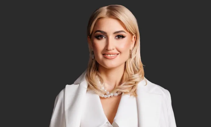 Nadia Sandu 