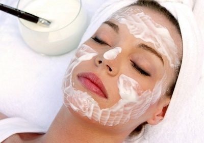 3 masti naturale pentru ten facute de tine acasa

