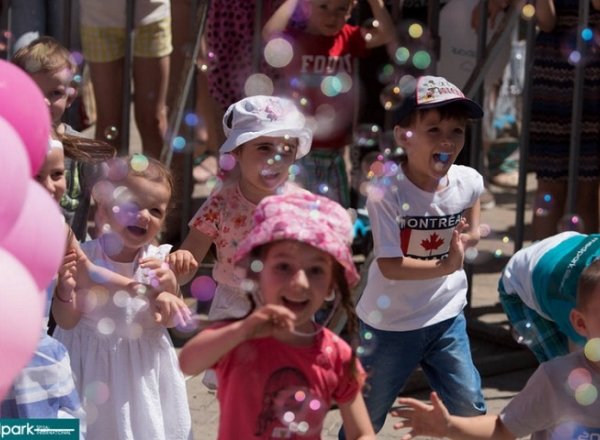Copiii nascuti la Medpark si prietenii lor au sarbatorit " Medpark Baby Fest 2015" - VIDEO