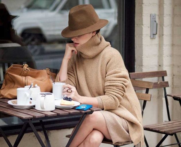3 accesorii care nu trebuie sa-ti lipseasca. Transforma-ti look-ul cu cel mai simplu truc de stil!