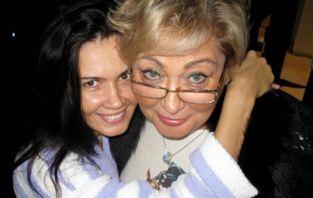 Averea Oanei Zavoranu, recalculata? Cat a mostenit, de fapt, vedeta - FOTO Averea Oanei Zavoranu, recalculata? Cat a mostenit, de fapt, vedeta - FOTO