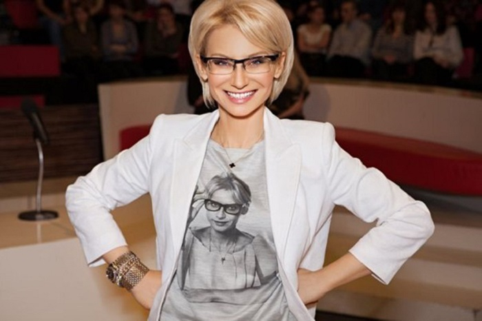 O recunosti? Cum arata  Evelina Khromtchenko acum 20 de ani! - FOTO
