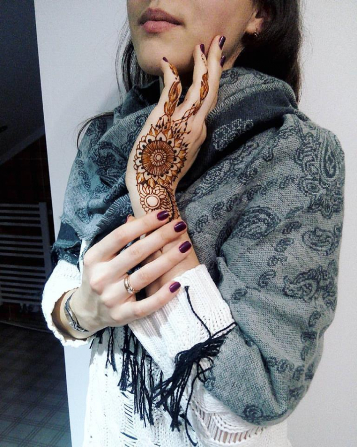 Tatuajele ei provoaca senzatie! Cunoaste-o pe talentata moldoveanca Elena Muchievit si tatuajele sale rupte din poveste - FOTO Tatuajele ei provoaca senzatie! Cunoaste-o pe talentata moldoveanca Elena Muchievit si tatuajele sale rupte din poveste - FOTO