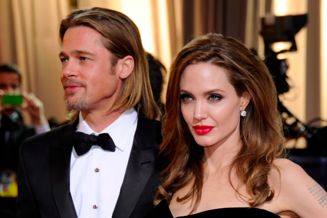 Angelina Jolie zi Brad Pitt locuiesc separat? Iata ce detalii au aparut in presa straina Angelina Jolie zi Brad Pitt locuiesc separat? Iata ce detalii au aparut in presa straina