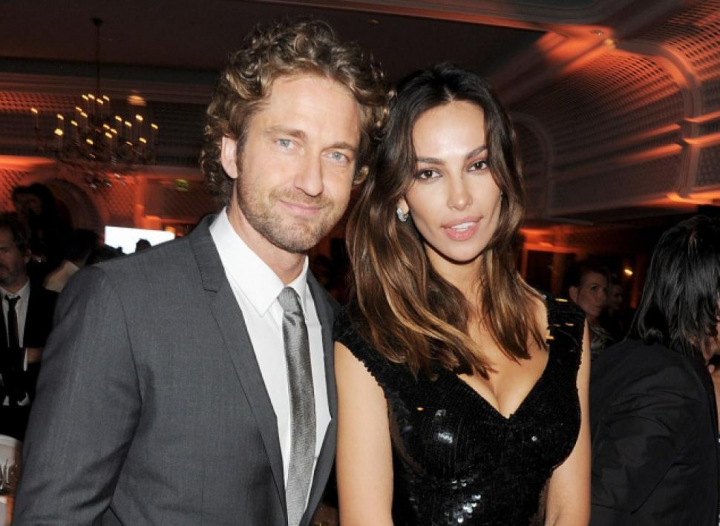 Desi nu mai vrea sa auda de Madalina Ghenea, Gerard Butler nu a uitat-o: "Dragostea vietii mele este din Romania" Desi nu mai vrea sa auda de Madalina Ghenea, Gerard Butler nu a uitat-o: "Dragostea vietii mele este din Romania"